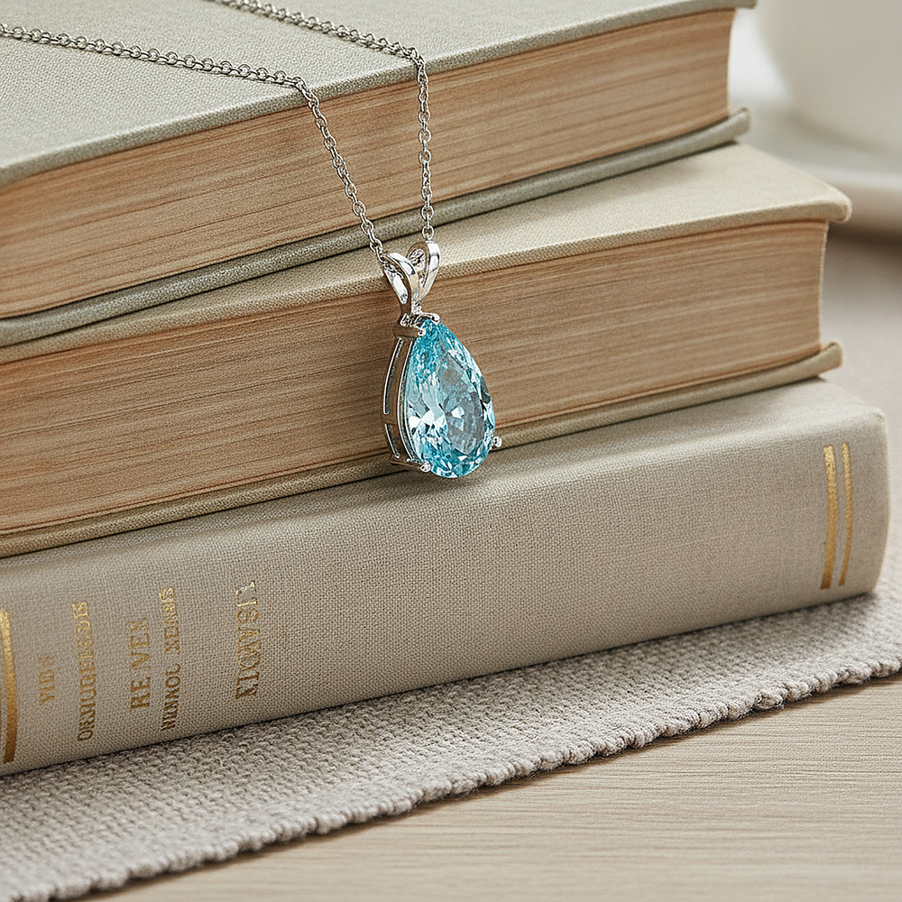 Vera Necklace