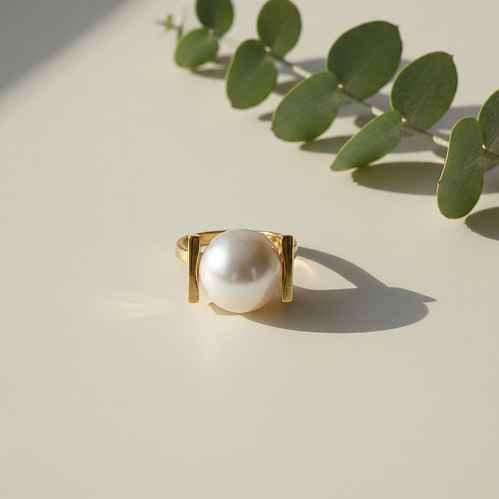 Amara Pearl Ring