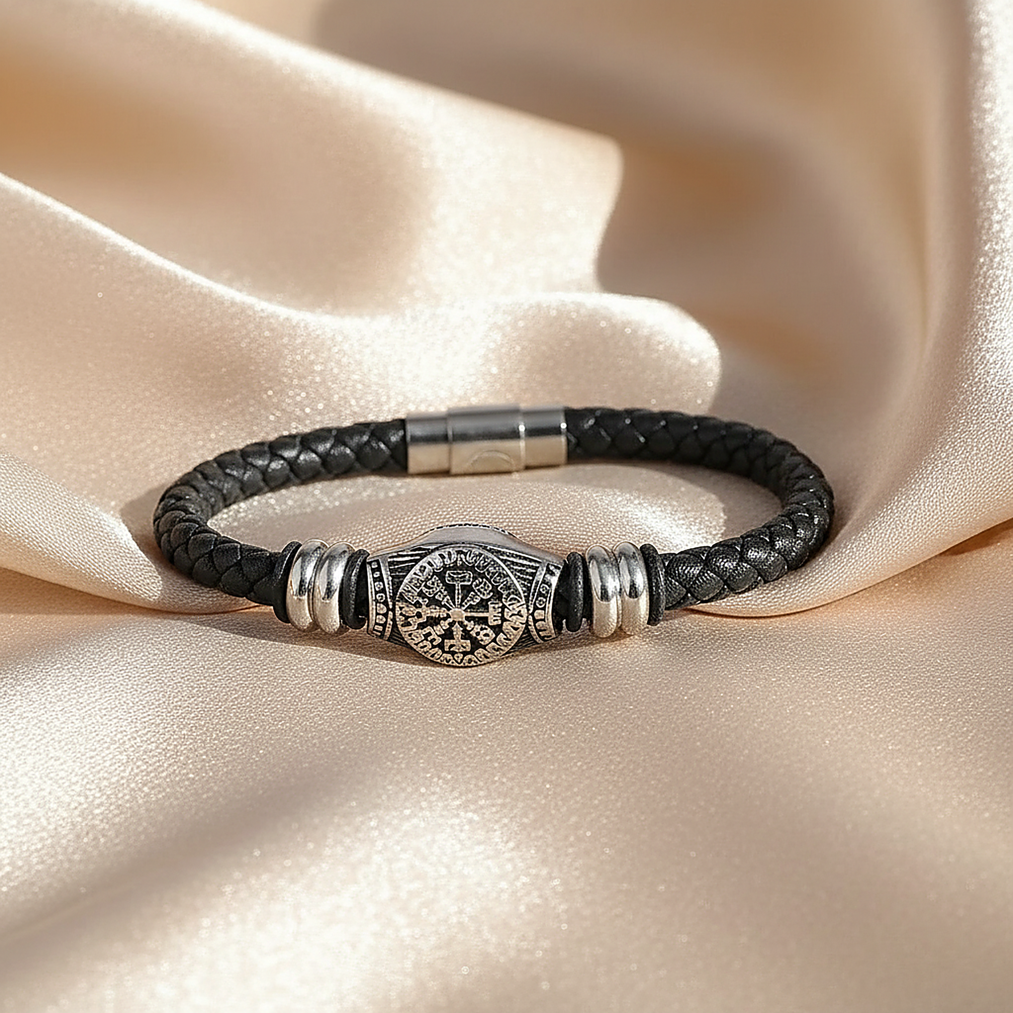 Nova Bracelet