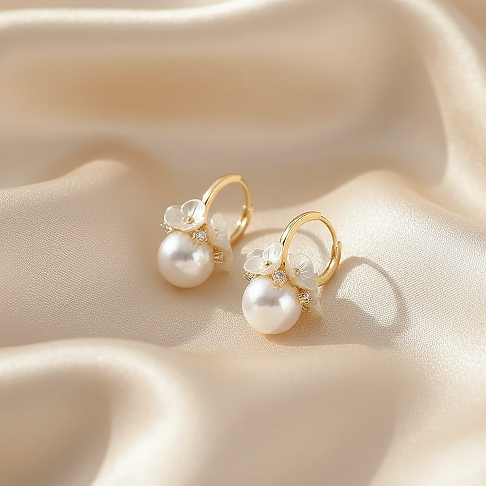 Solene Pearl Earrings