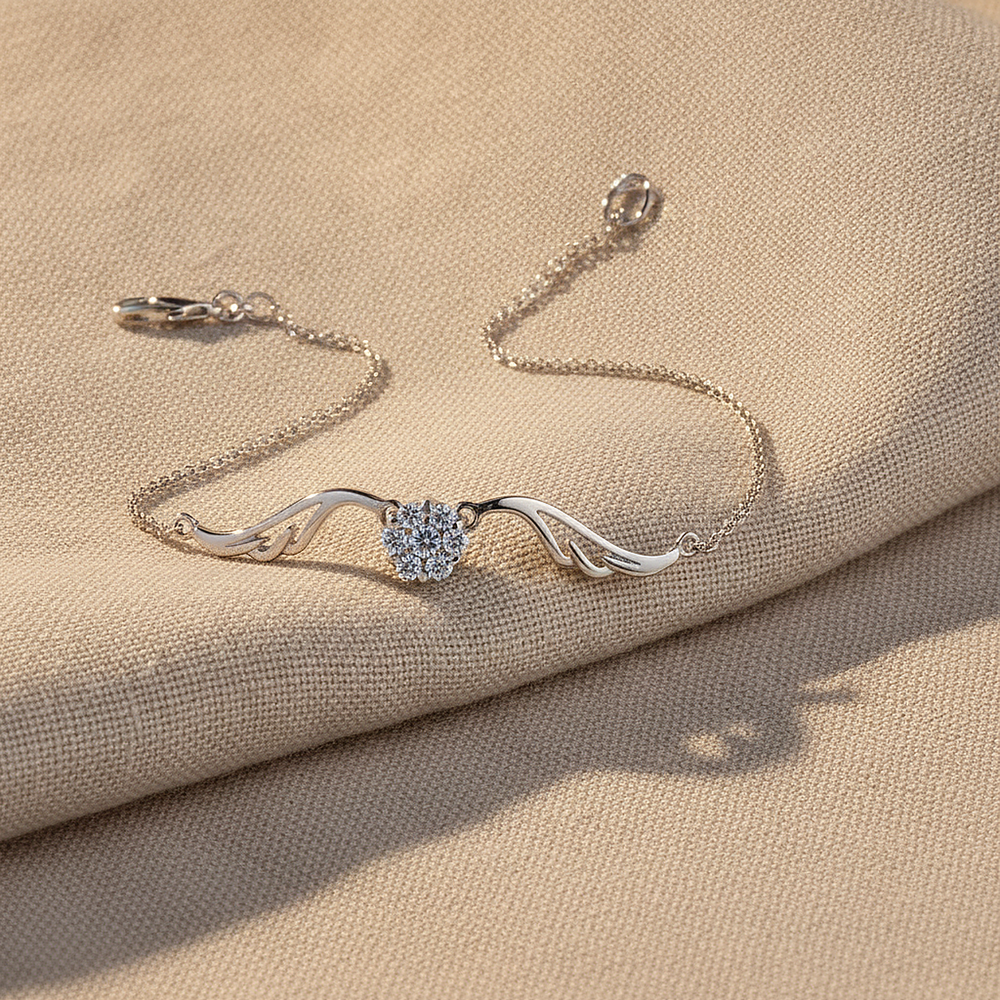 Une Crystal Bracelet