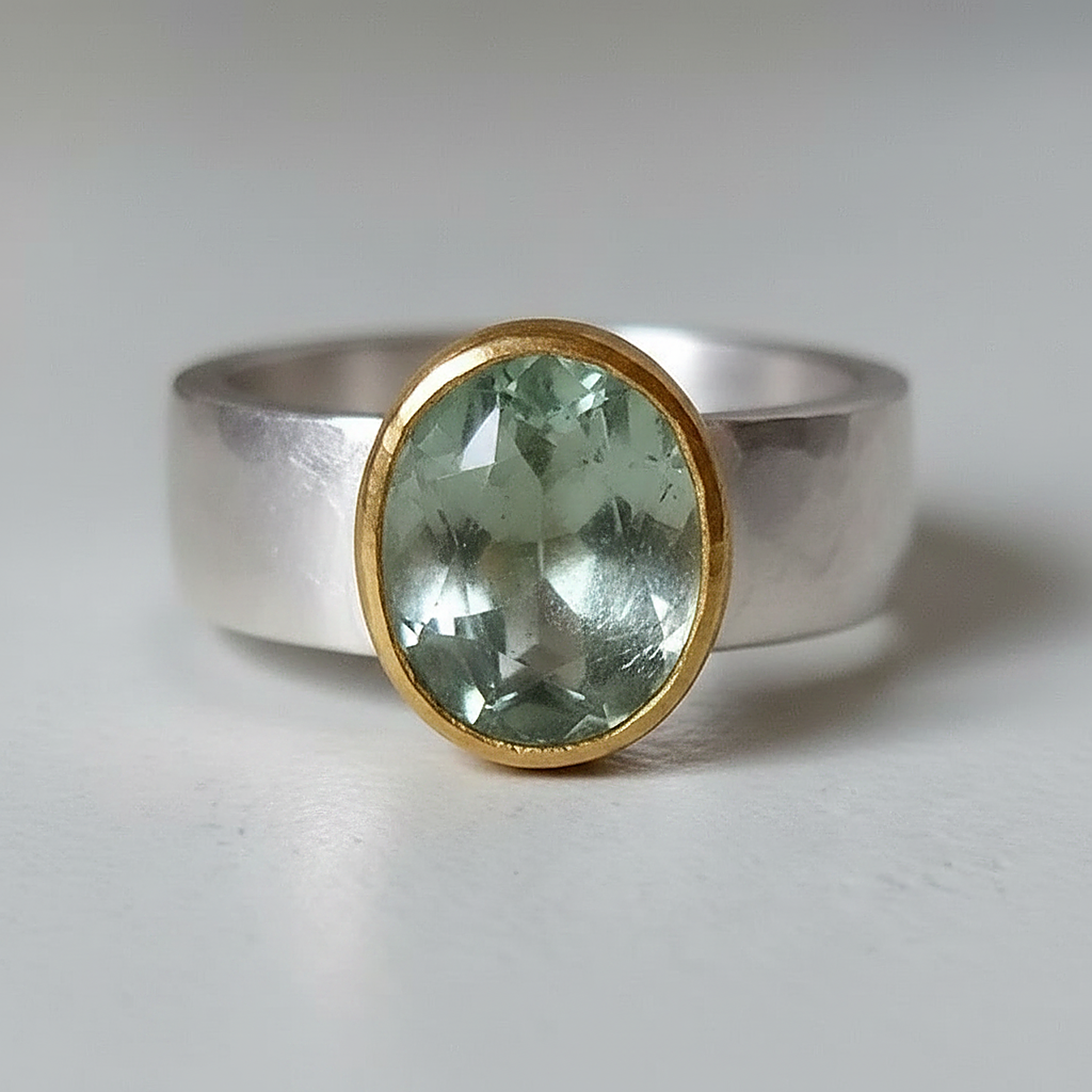 Bijou Vintage Ring