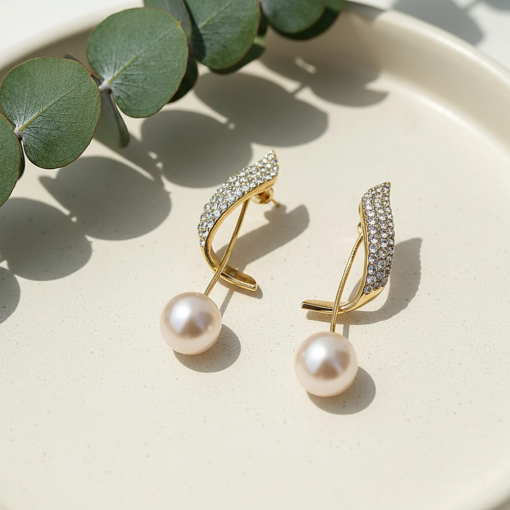 Nadia Pearl Earrings