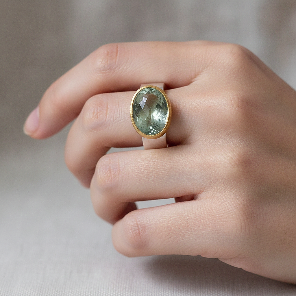 Bijou Vintage Ring