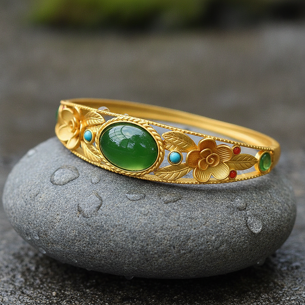 Rhea Emerald Bangle