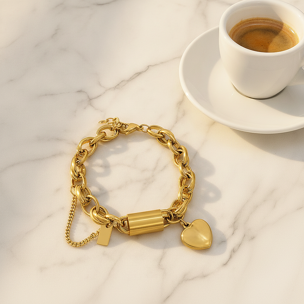 Vera Gold Bracelet