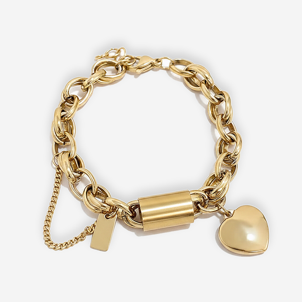 Petra Pendant Necklace