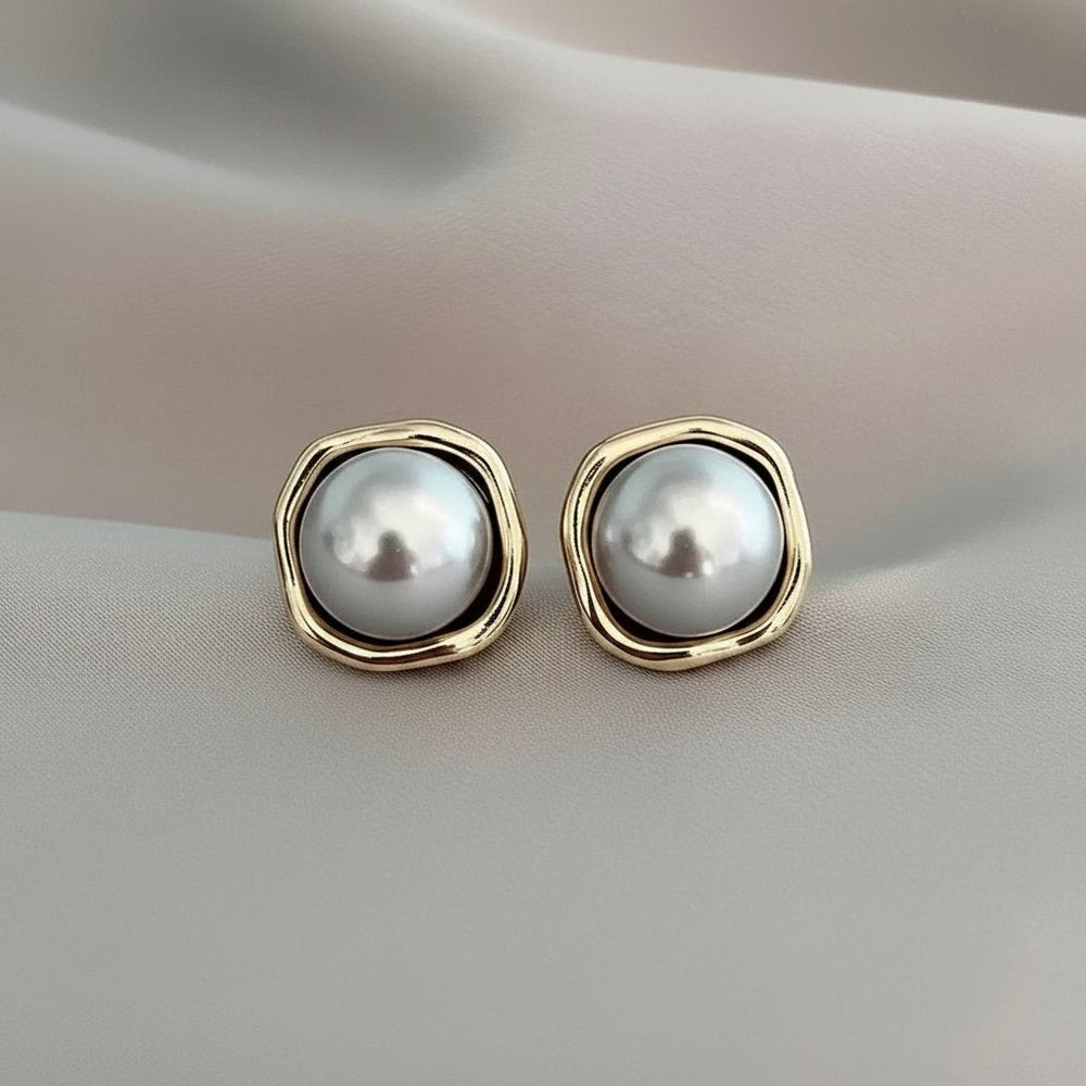 Mirabelle Pearl Earrings