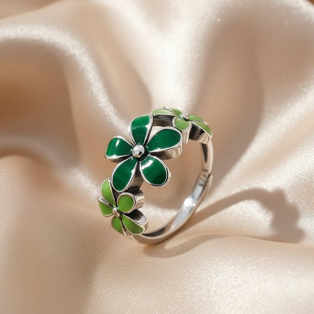 Kaia Ring