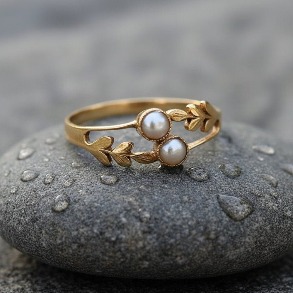 Vivienne Moonstone Ring