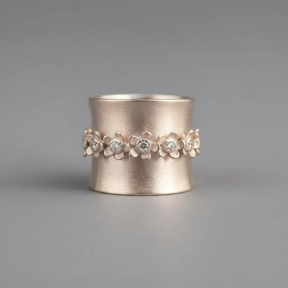 Nova Gold Ring