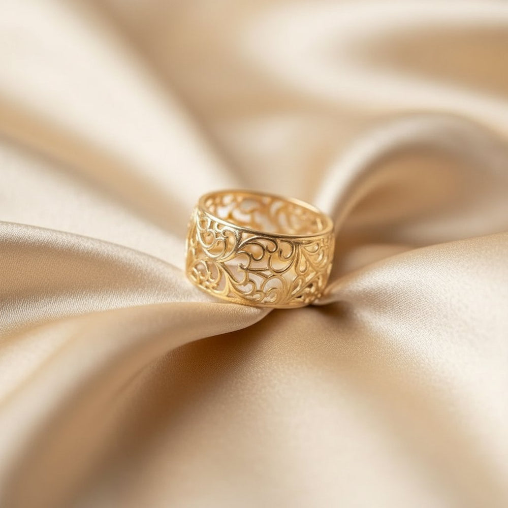 Thea Gold Ring