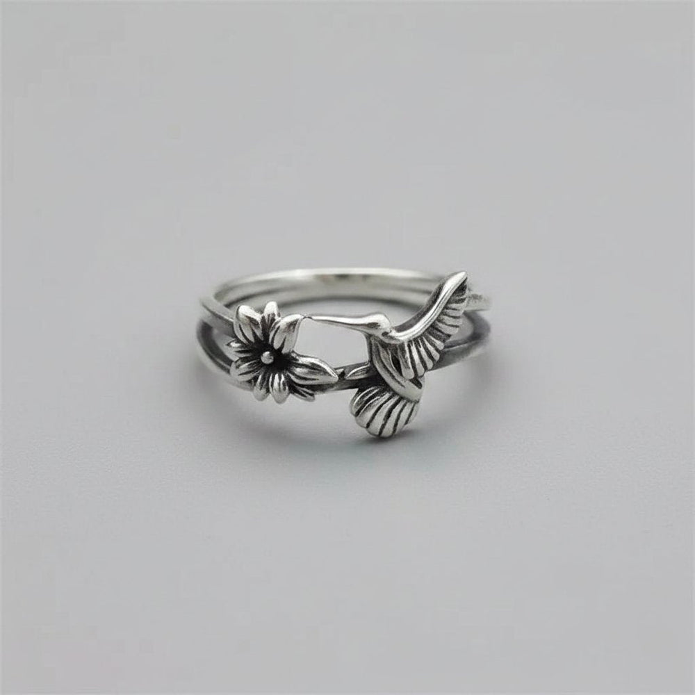 Selene Silver Ring