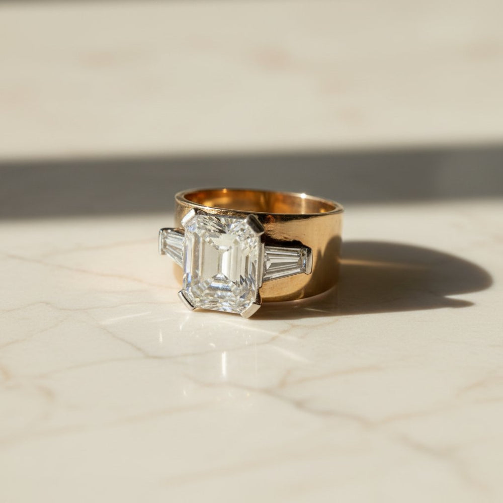 Une Gold Ring