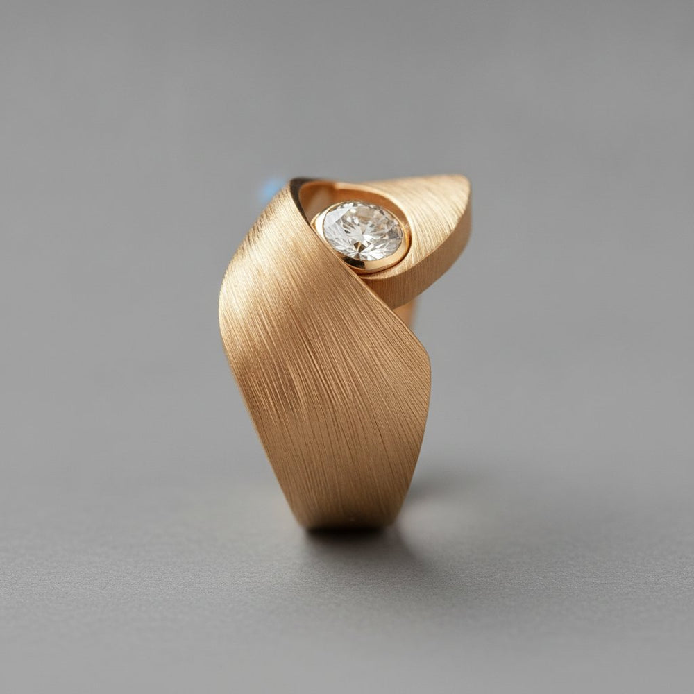 Bela Gold Ring