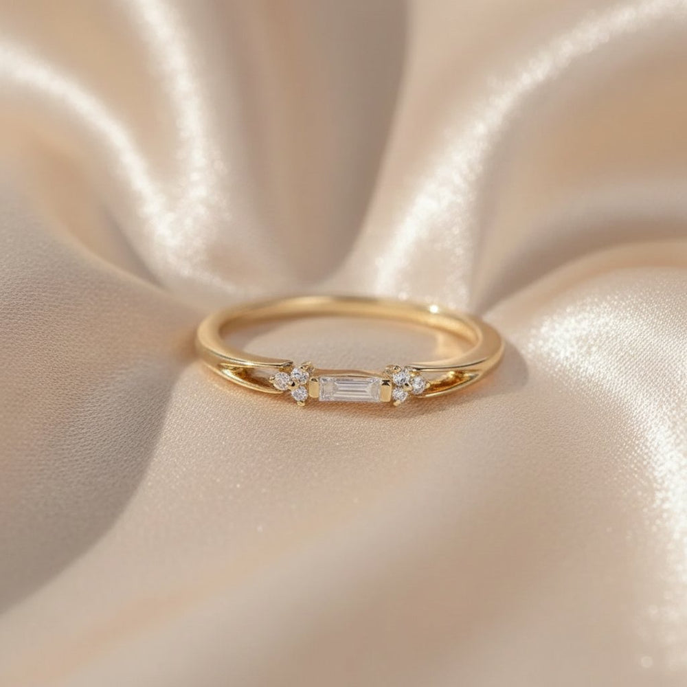 Halcyon Crystal Ring