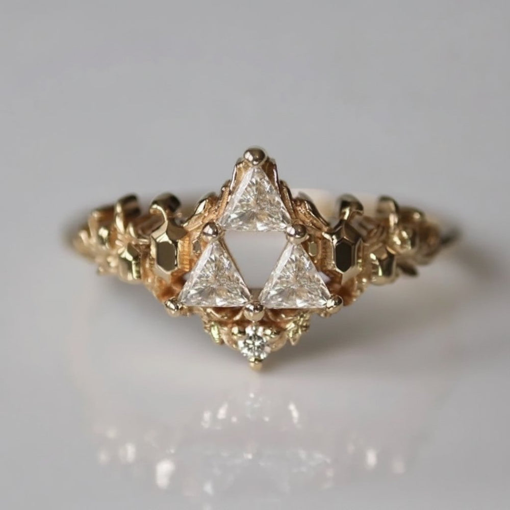 Sidonie Crystal Ring