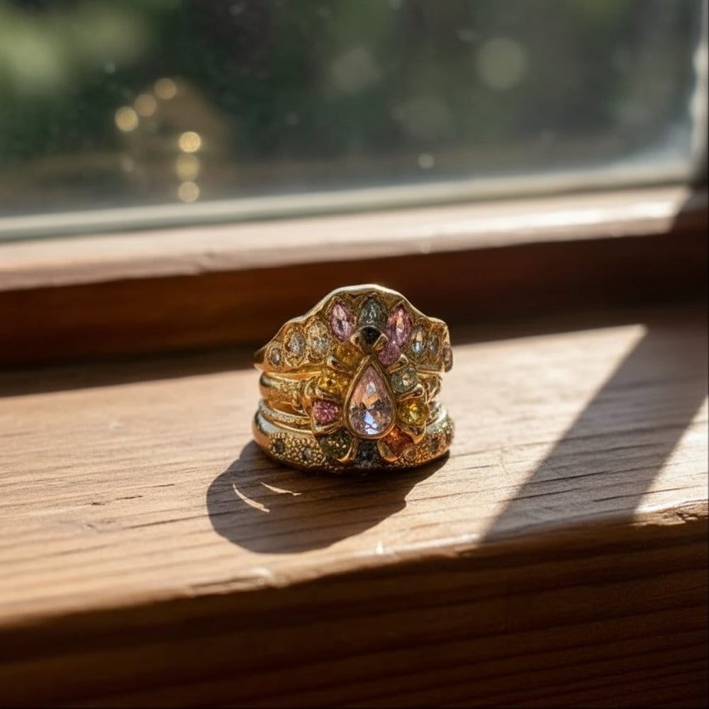 Hespera Gold Ring