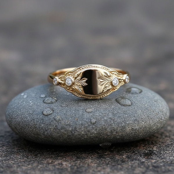 Capucine Zirconia Ring