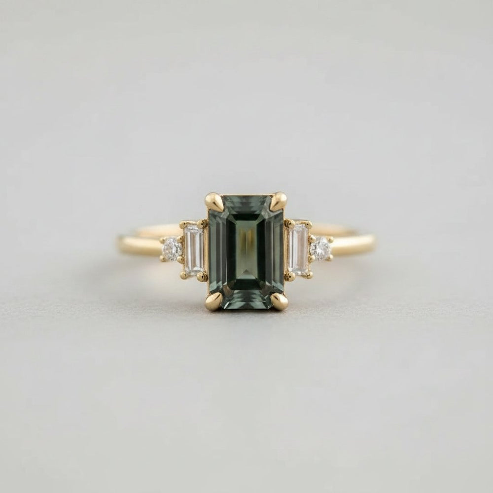 Nerine Zirconia Ring