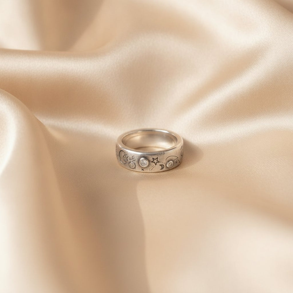 Tindra Silver Ring