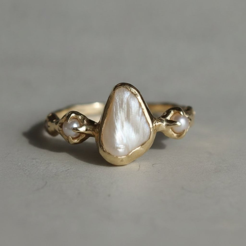 Lucienne Ring
