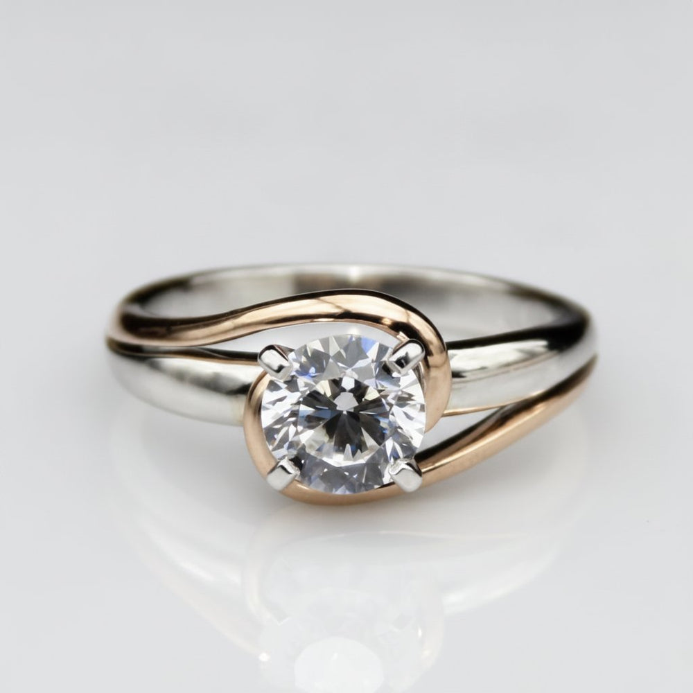 Noor Zirconia Ring
