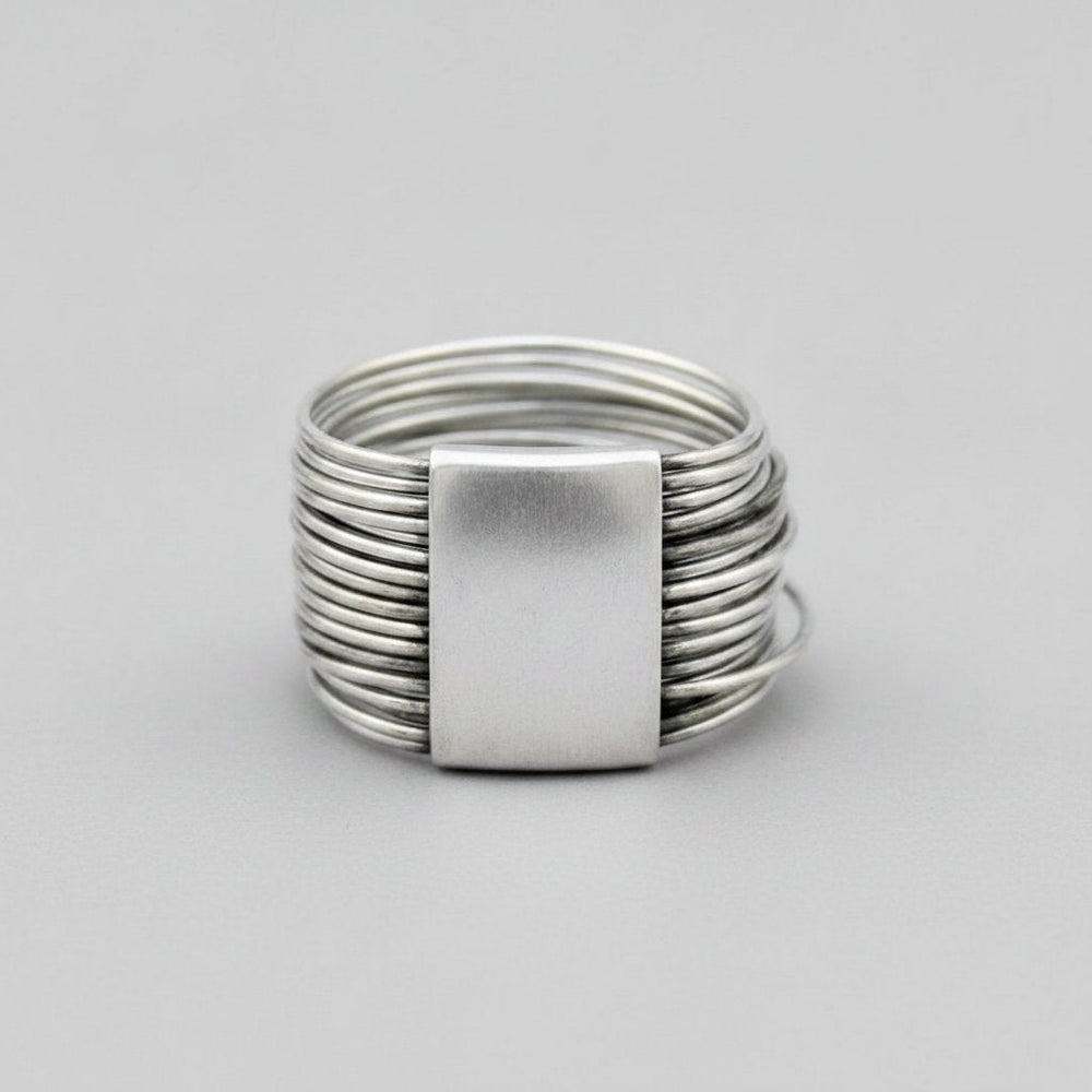 Noor Silver Ring