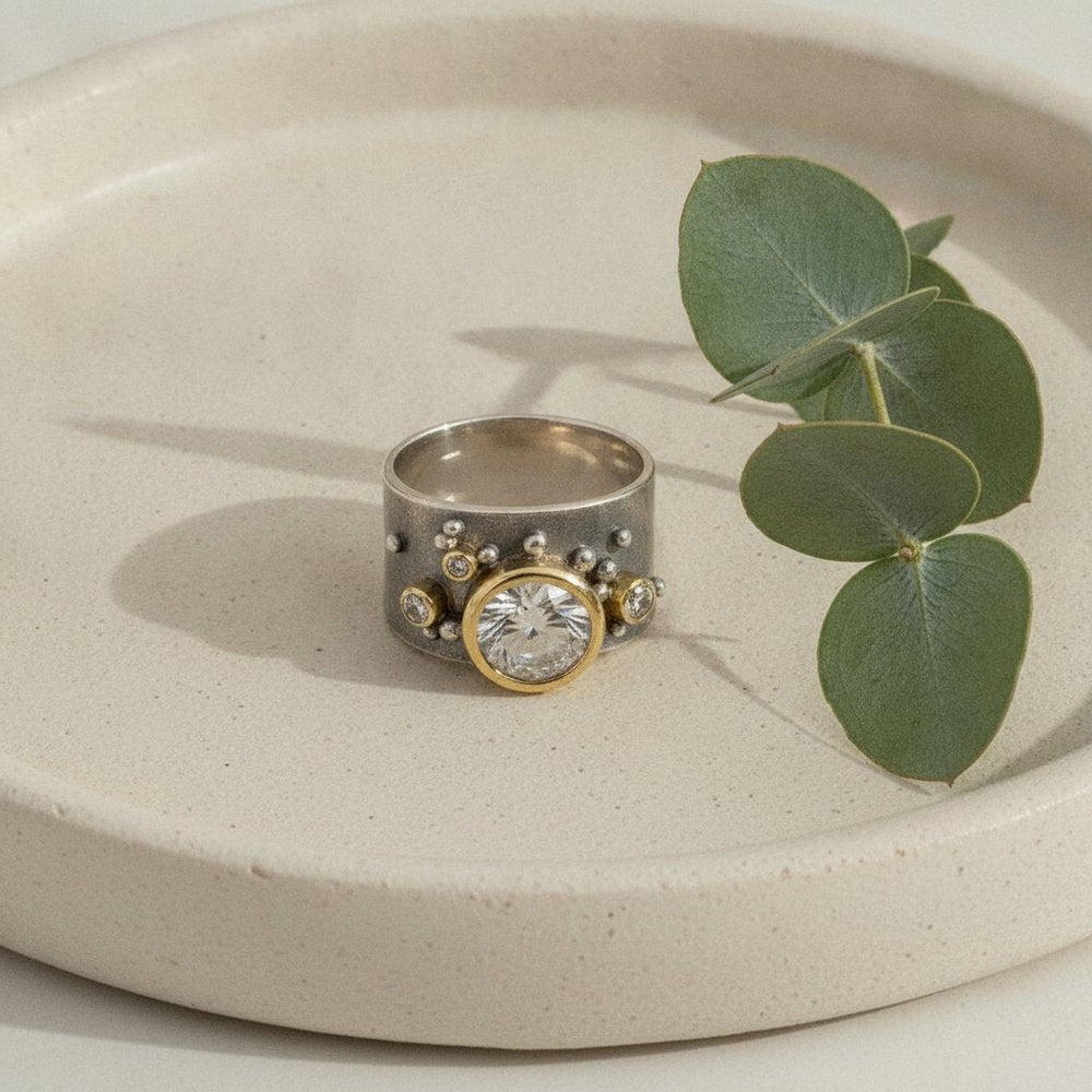 Ysolde Zirconia Ring
