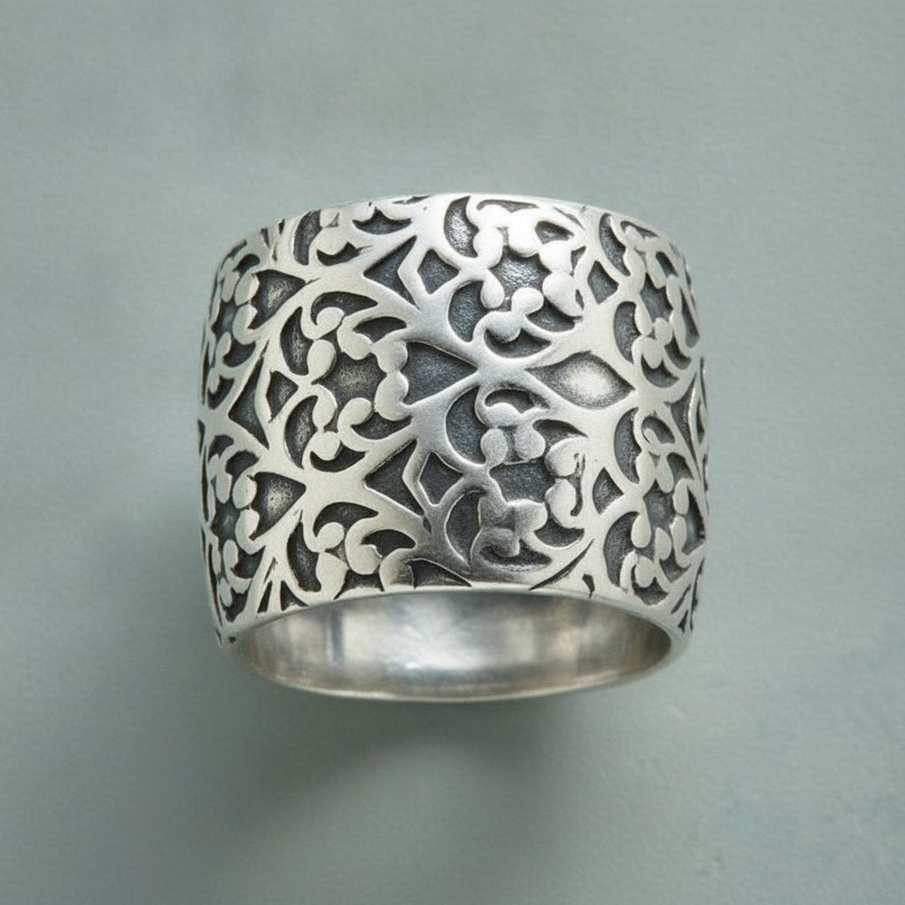 Fiora Silver Ring