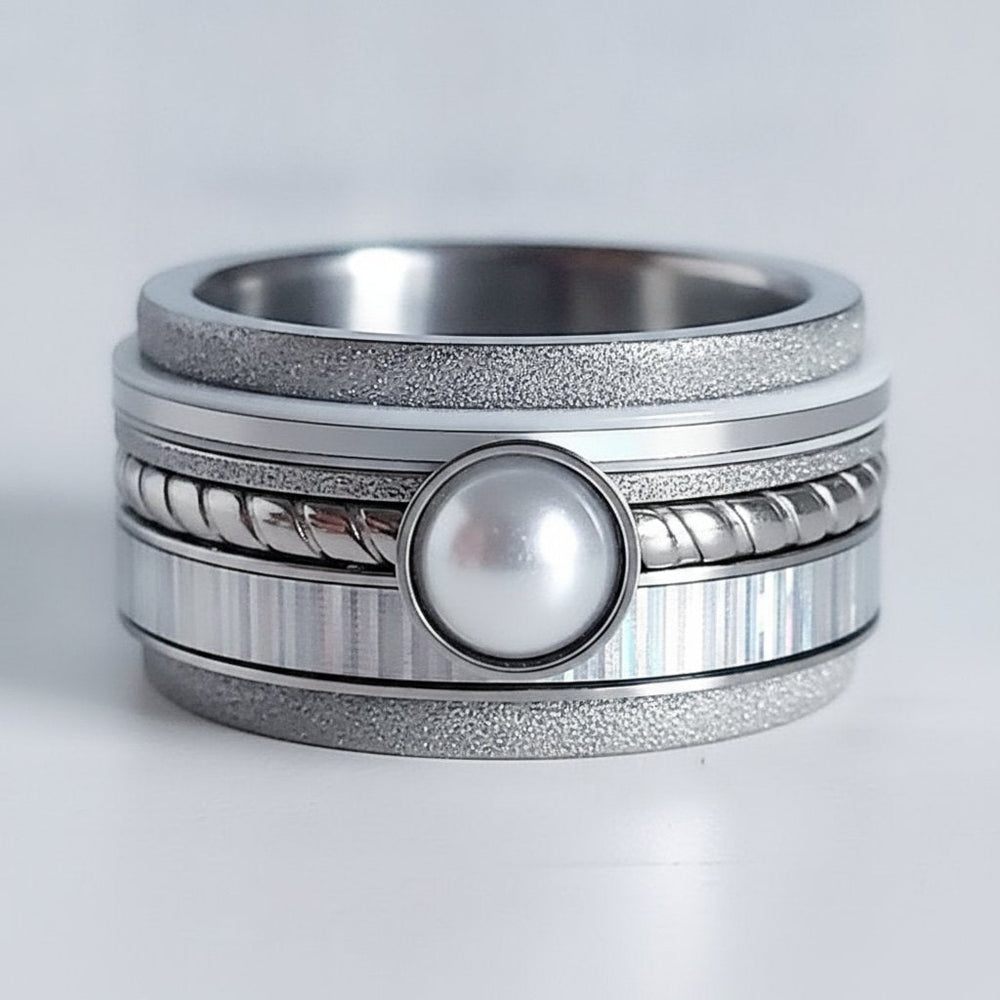 Fiora Pearl Ring