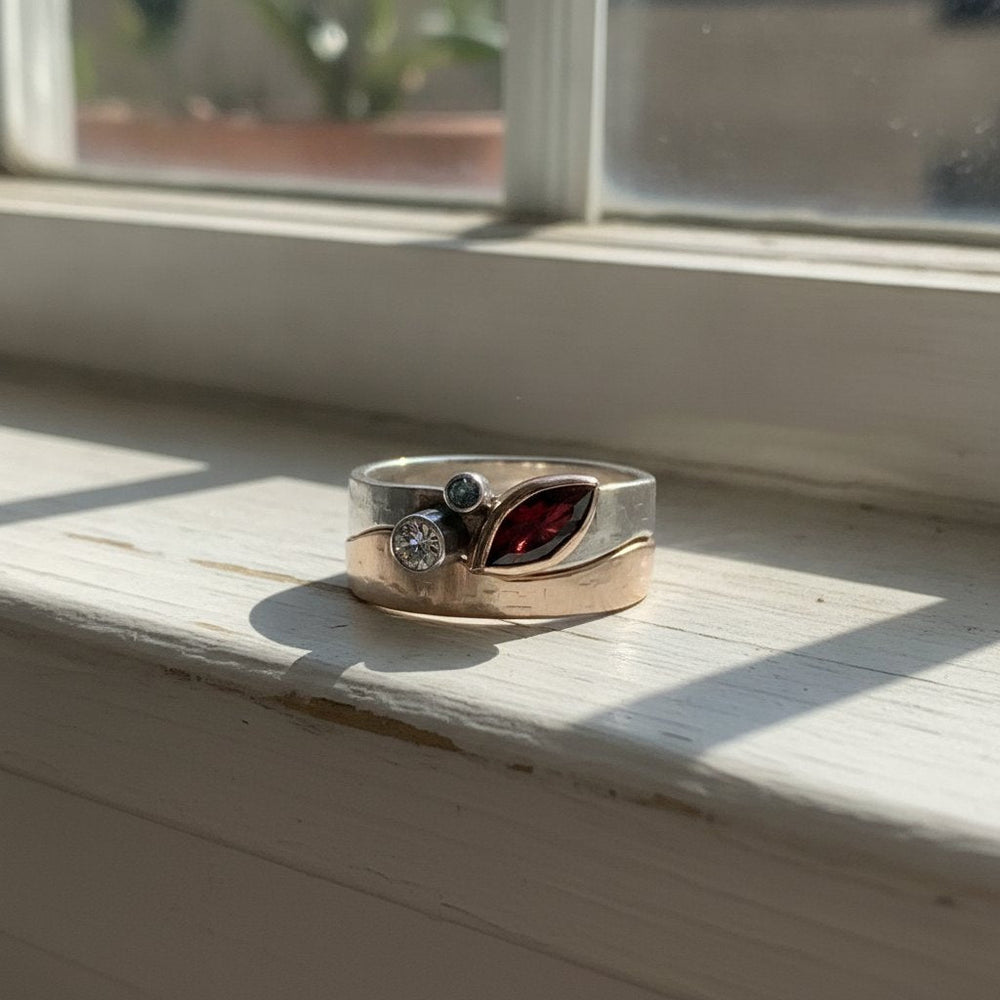 Fiora Crystal Ring