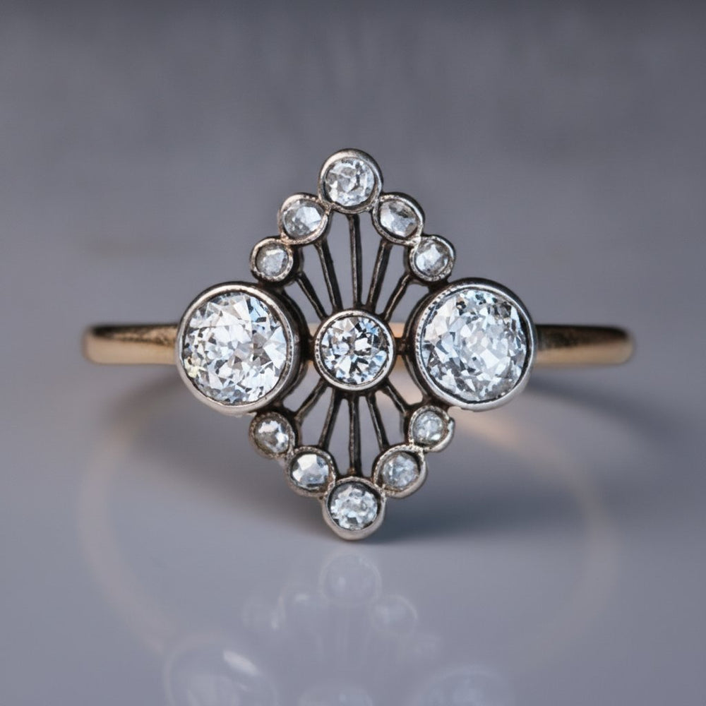 Hespera Crystal Ring