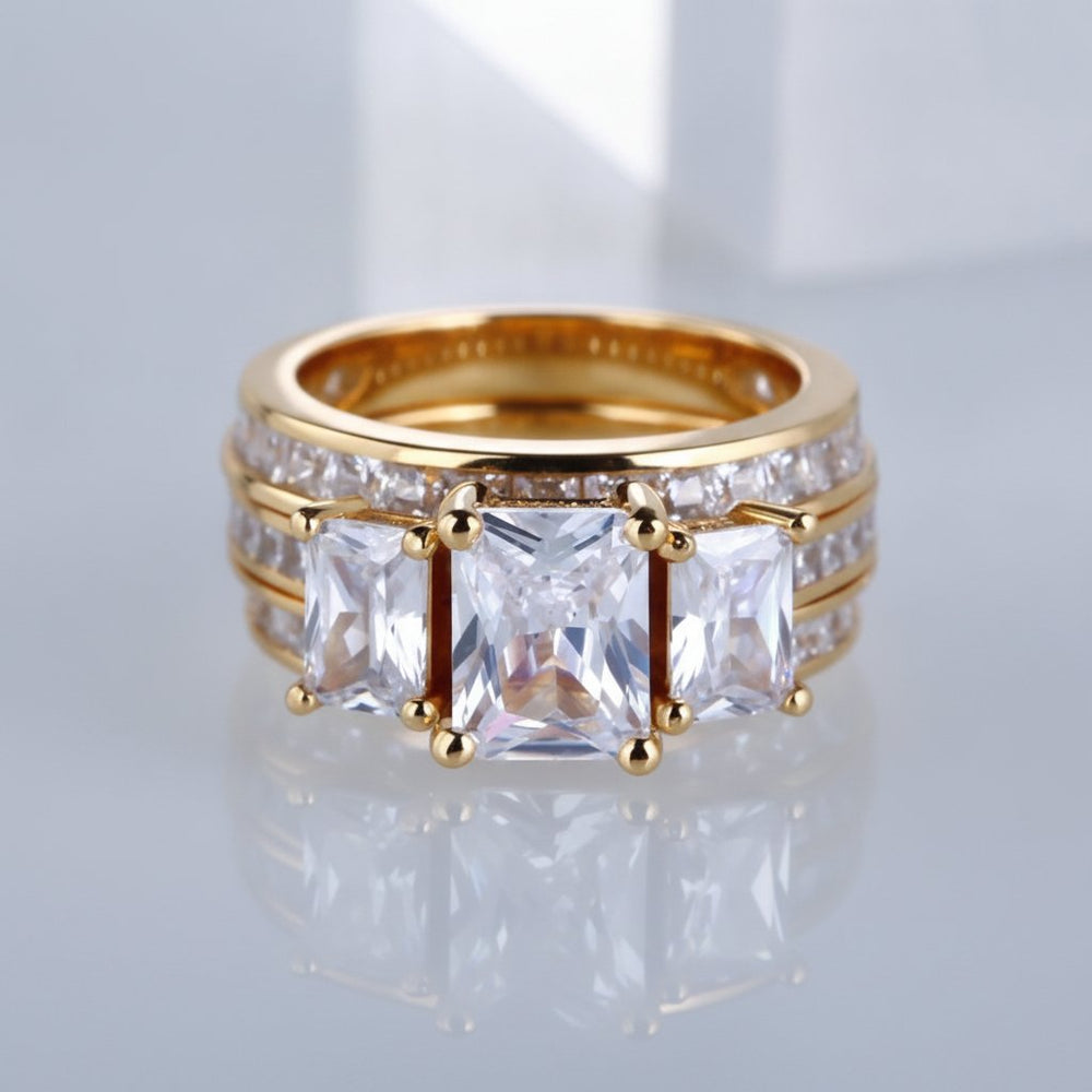 Hespera Gold Ring