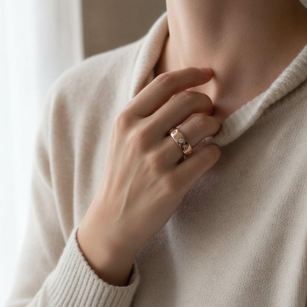 Hespera Zirconia Ring