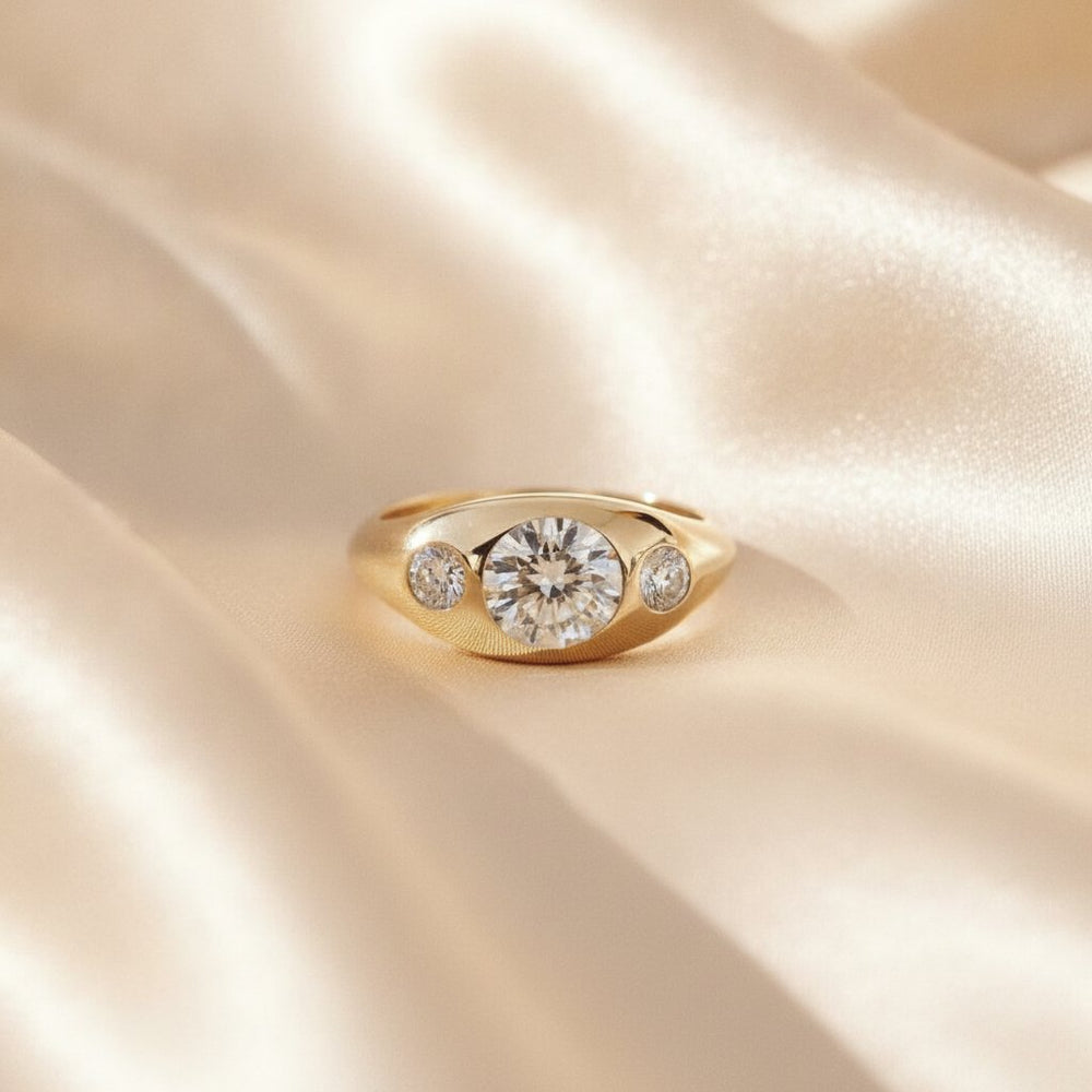 Hespera Gold Ring