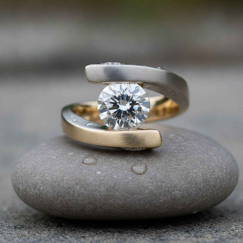 Hespera Zirconia Ring
