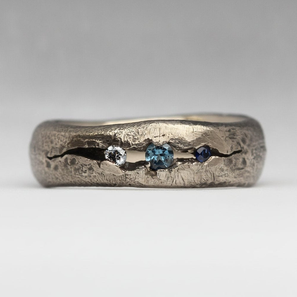 Hespera Gold Ring