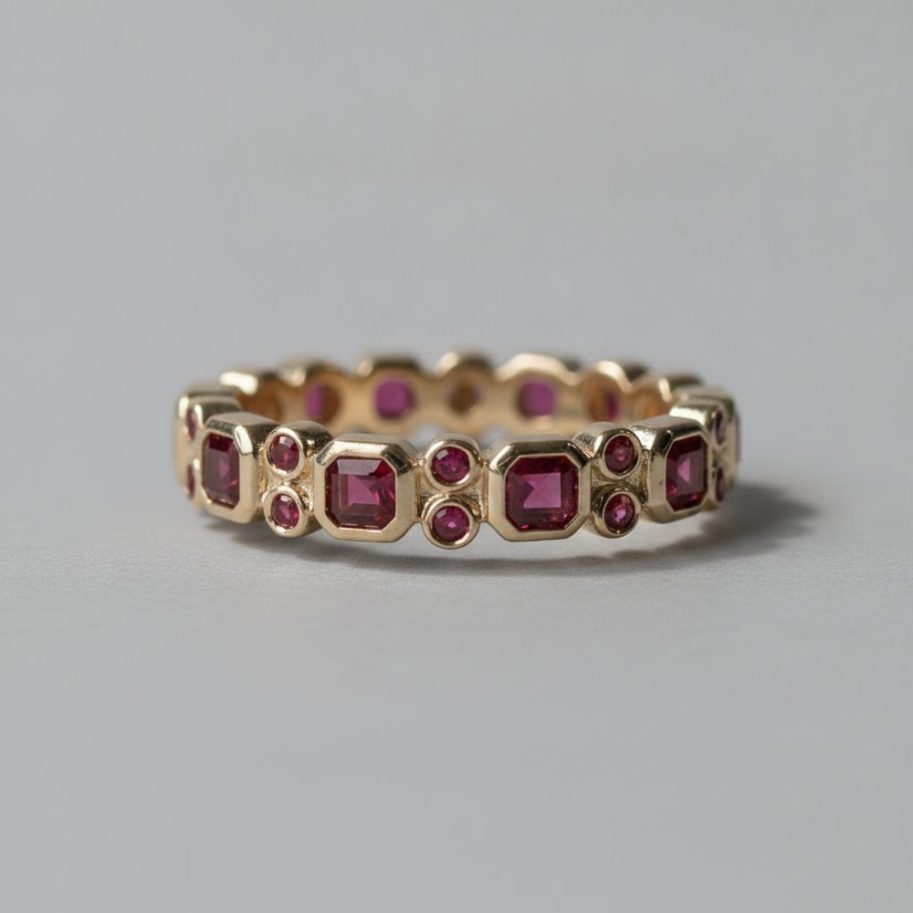 Hespera Crystal Ring