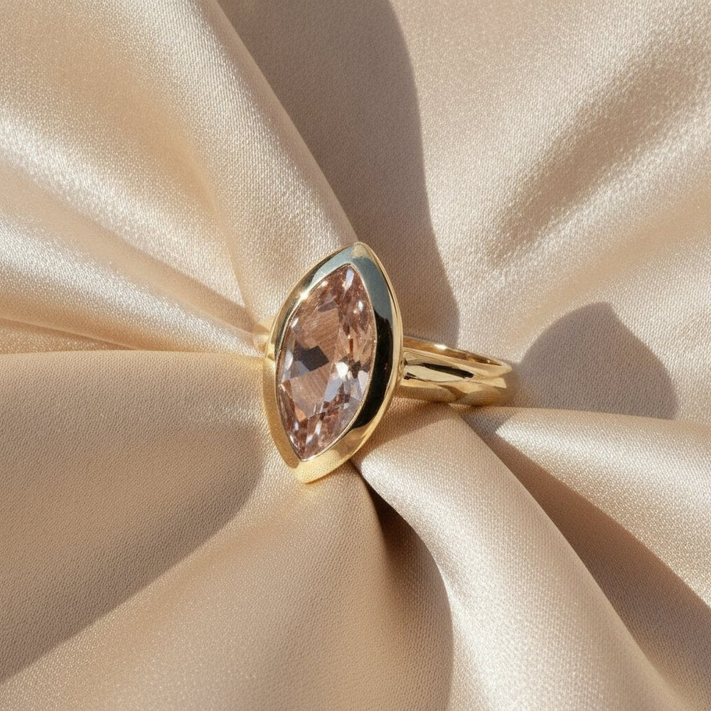 Vesper Gold Ring