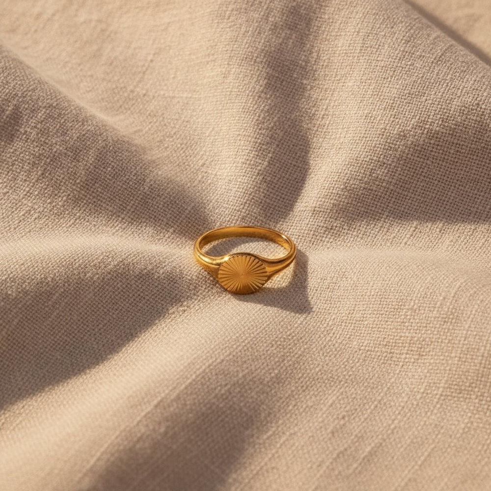 Vesper Gold Ring