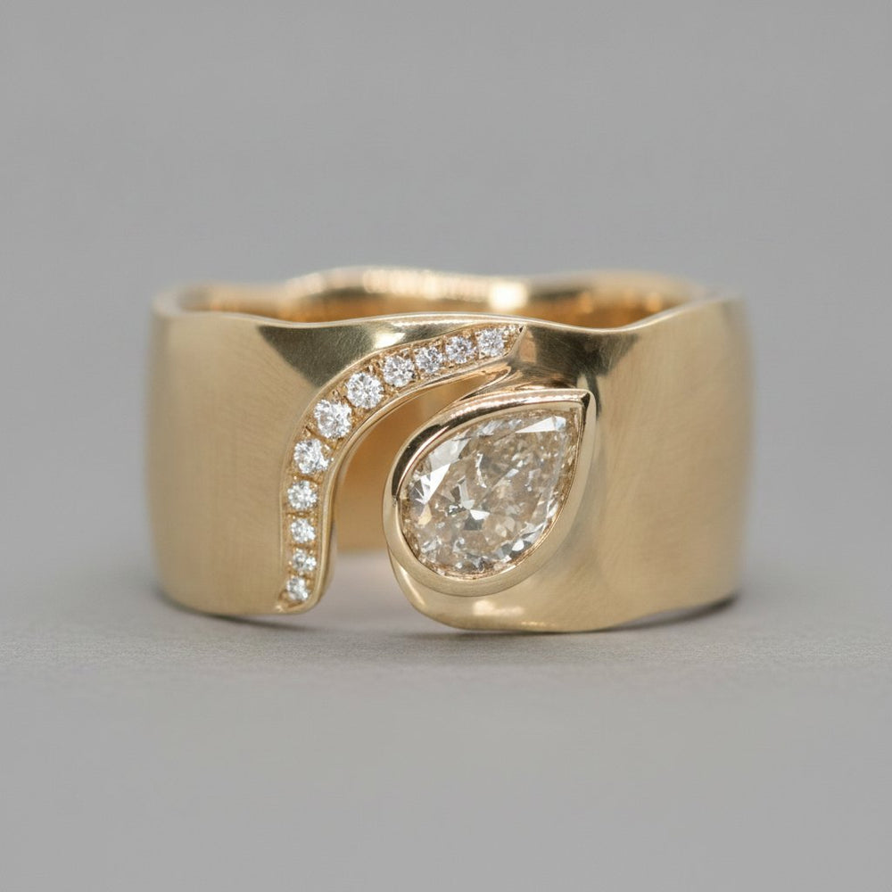 Vesper Zirconia Ring