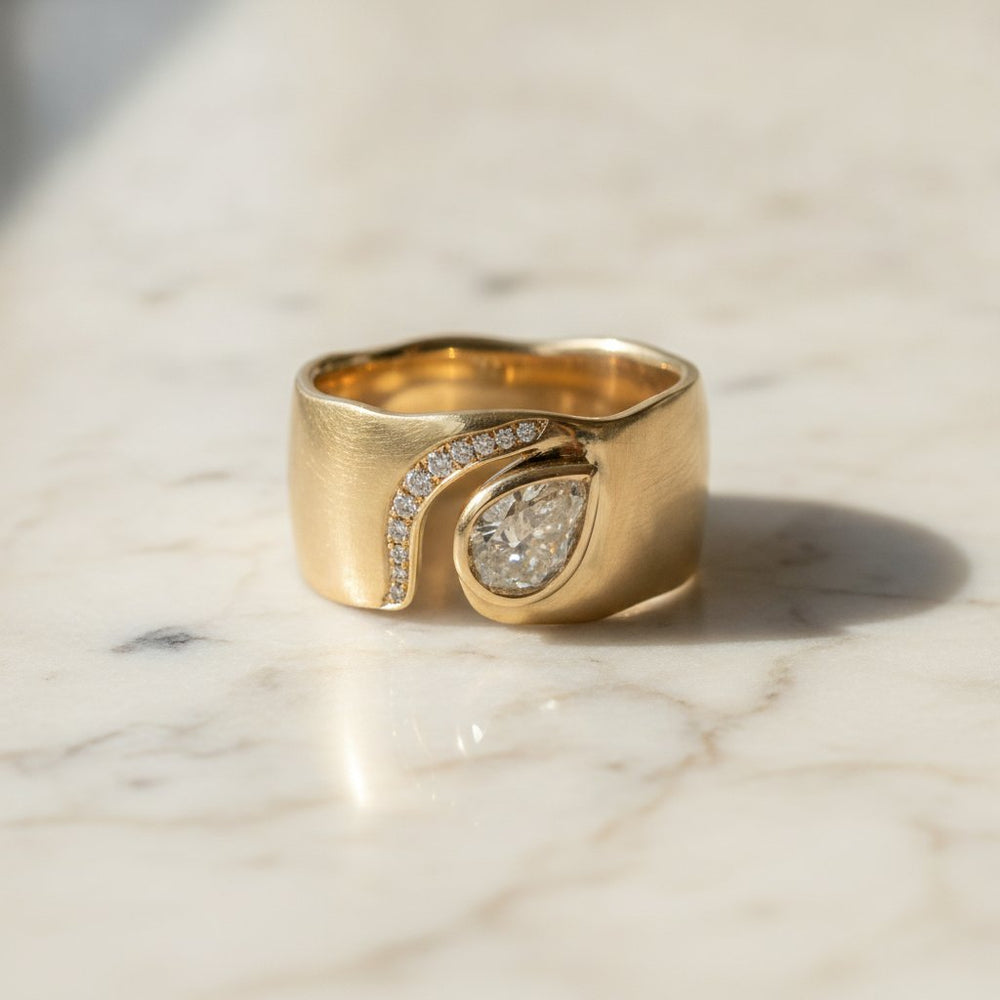 Vesper Zirconia Ring