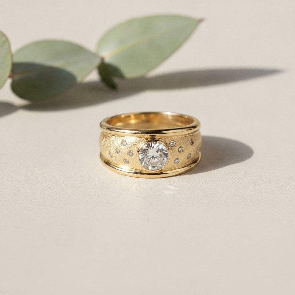 Ondina Crystal Ring