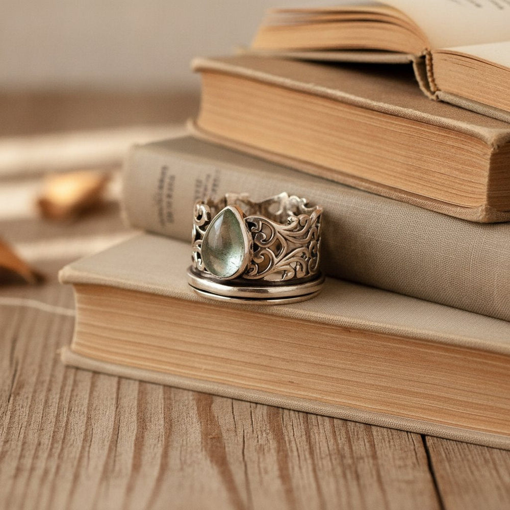 Ondina Crystal Ring