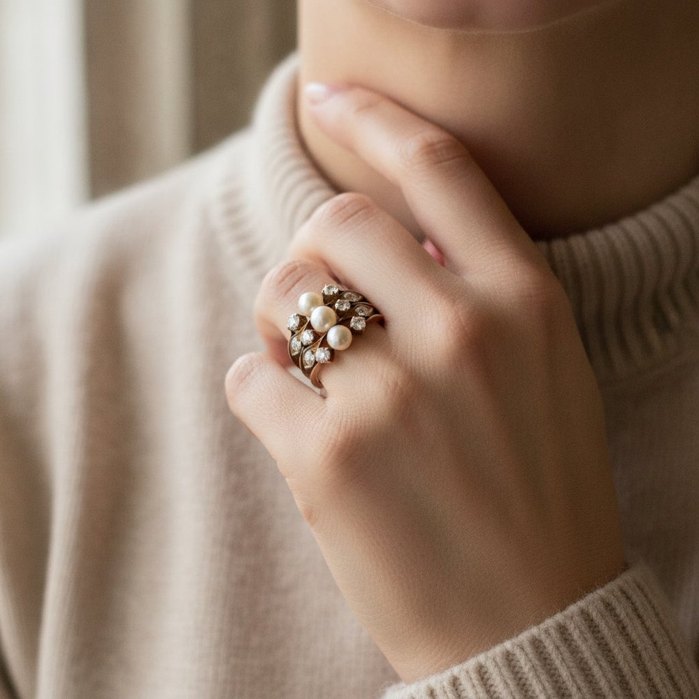Selene Pearl Ring