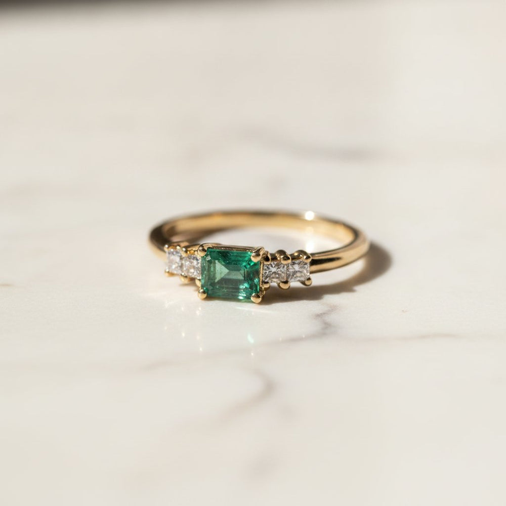Ambre Zirconia Ring
