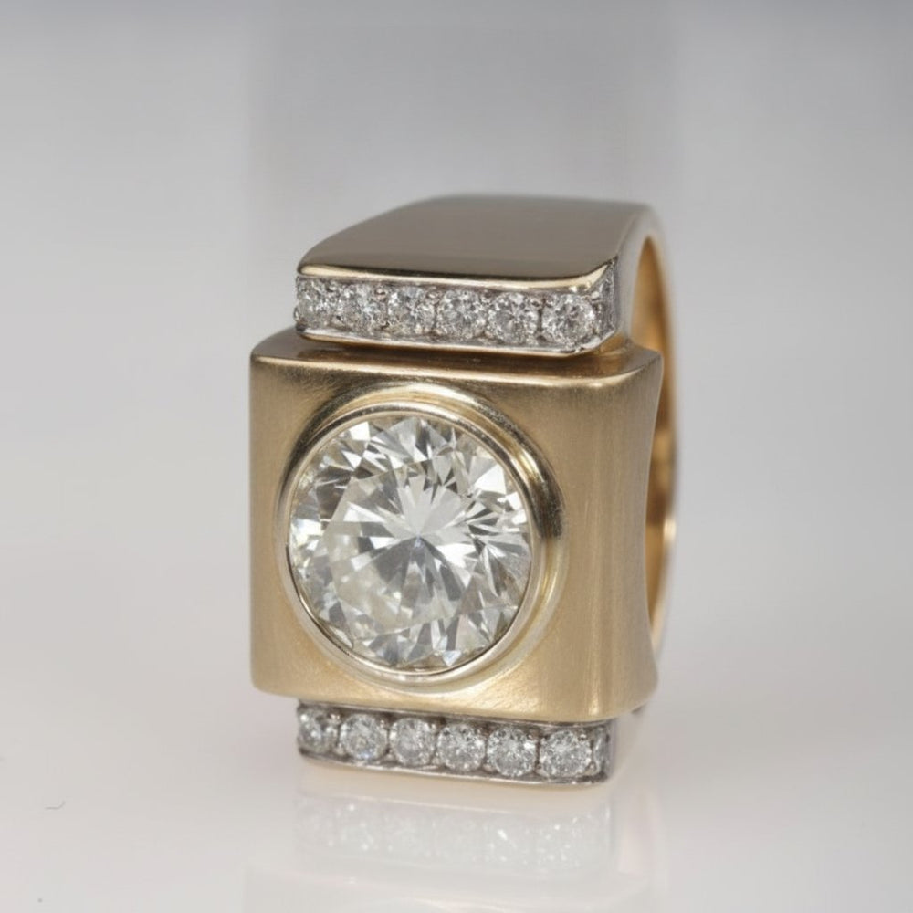 Greta Gold Ring