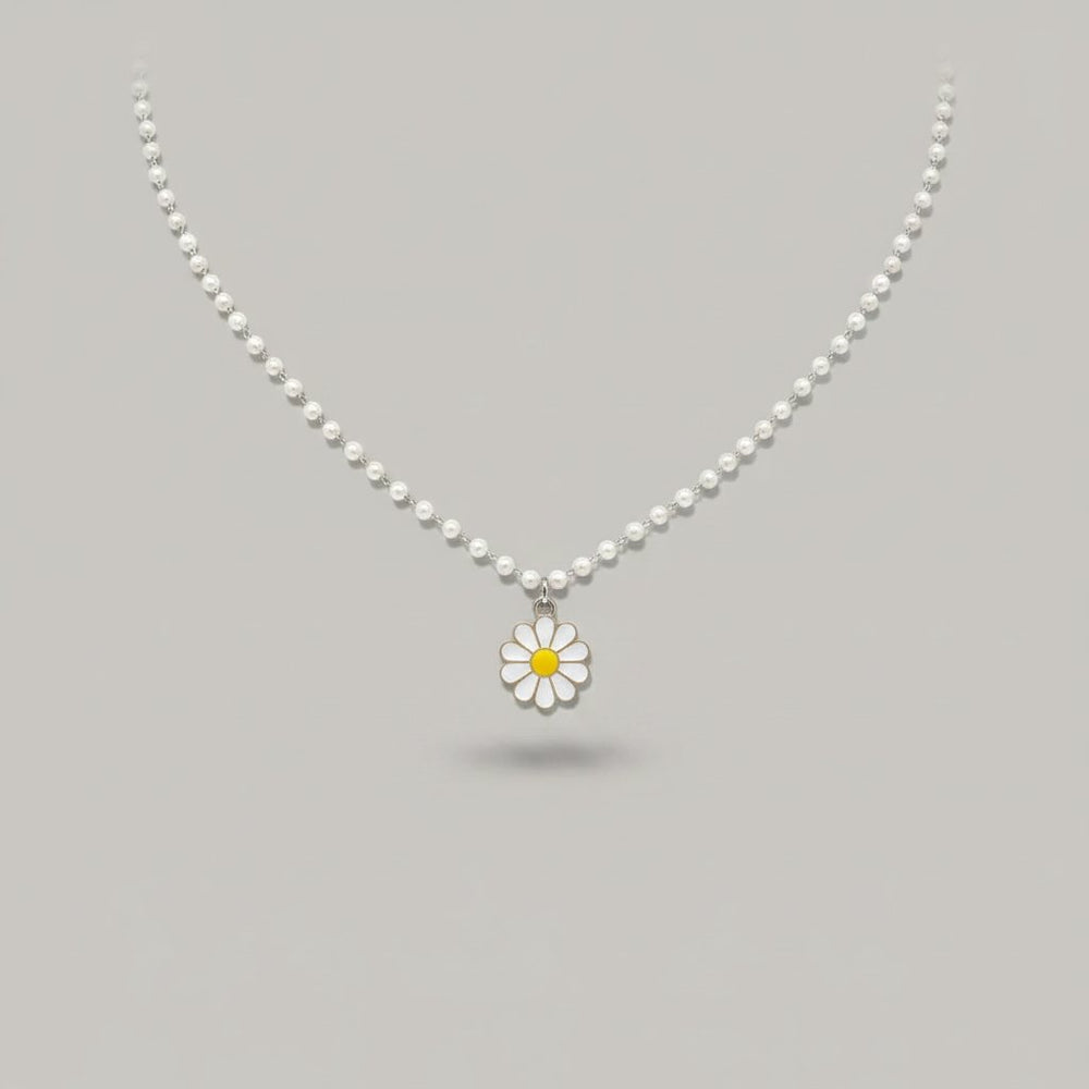 Liviana Pearl Necklace