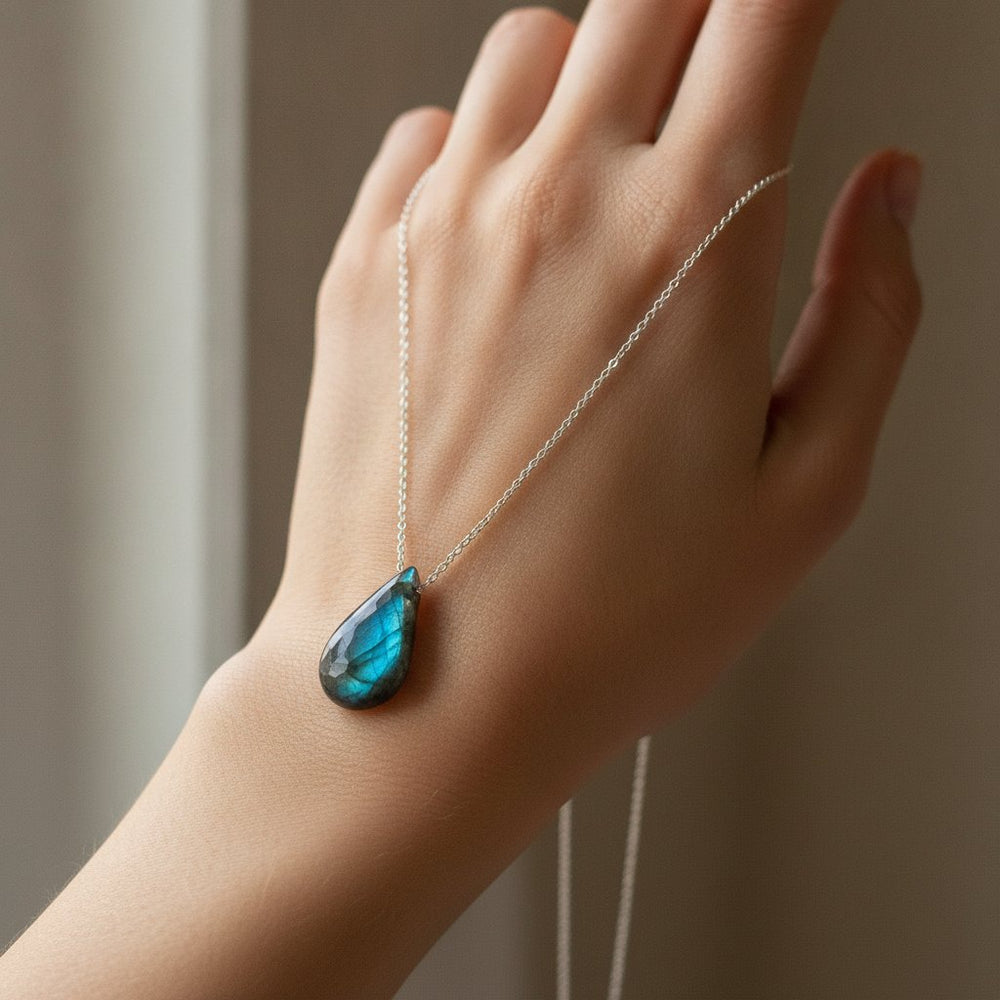 Solene Necklace